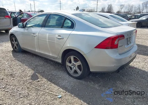 2012 Volvo S60 T5 из США, поврежденный, VIN YV1622FS4C2104325